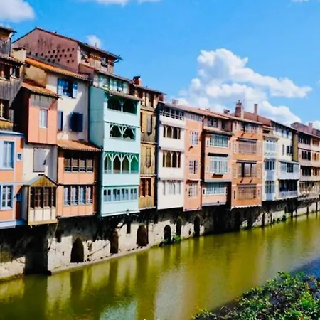 بيت ضيافة Maison Centre Historique Le Preau Saint Jacques *