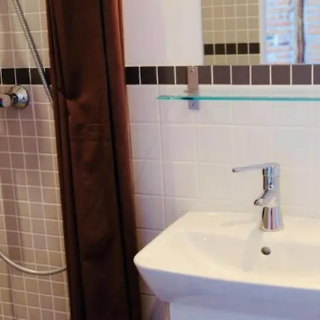 Maison Centre Historique Le Preau Saint Jacques Gasthuis *